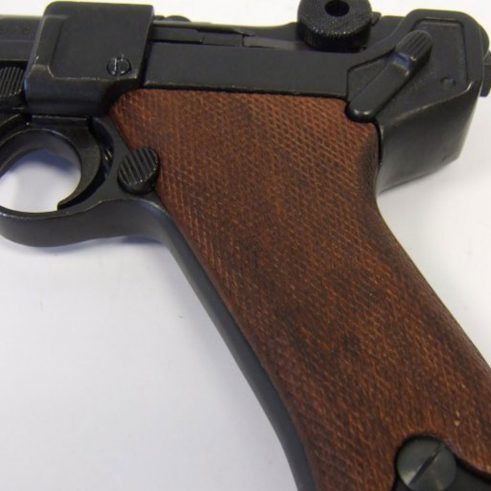 Pistola-Parabellum-Luger-P08,-Alemania-1898-Ref.-M-1143.-DENIX.-(2)