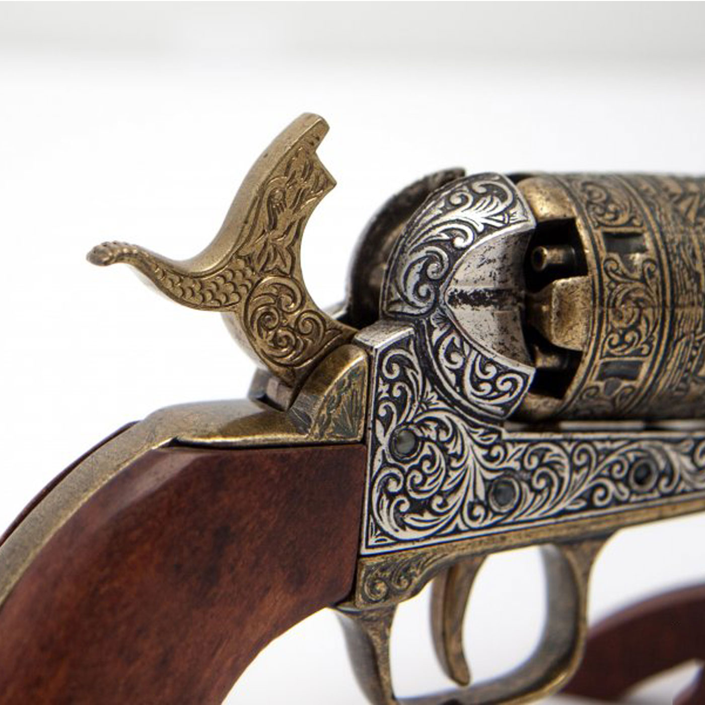 Revolver-Navy-de-la-Guerra-de-Secesion,-USA-1851.-Ref.-1040-l.-DENIX-(13)