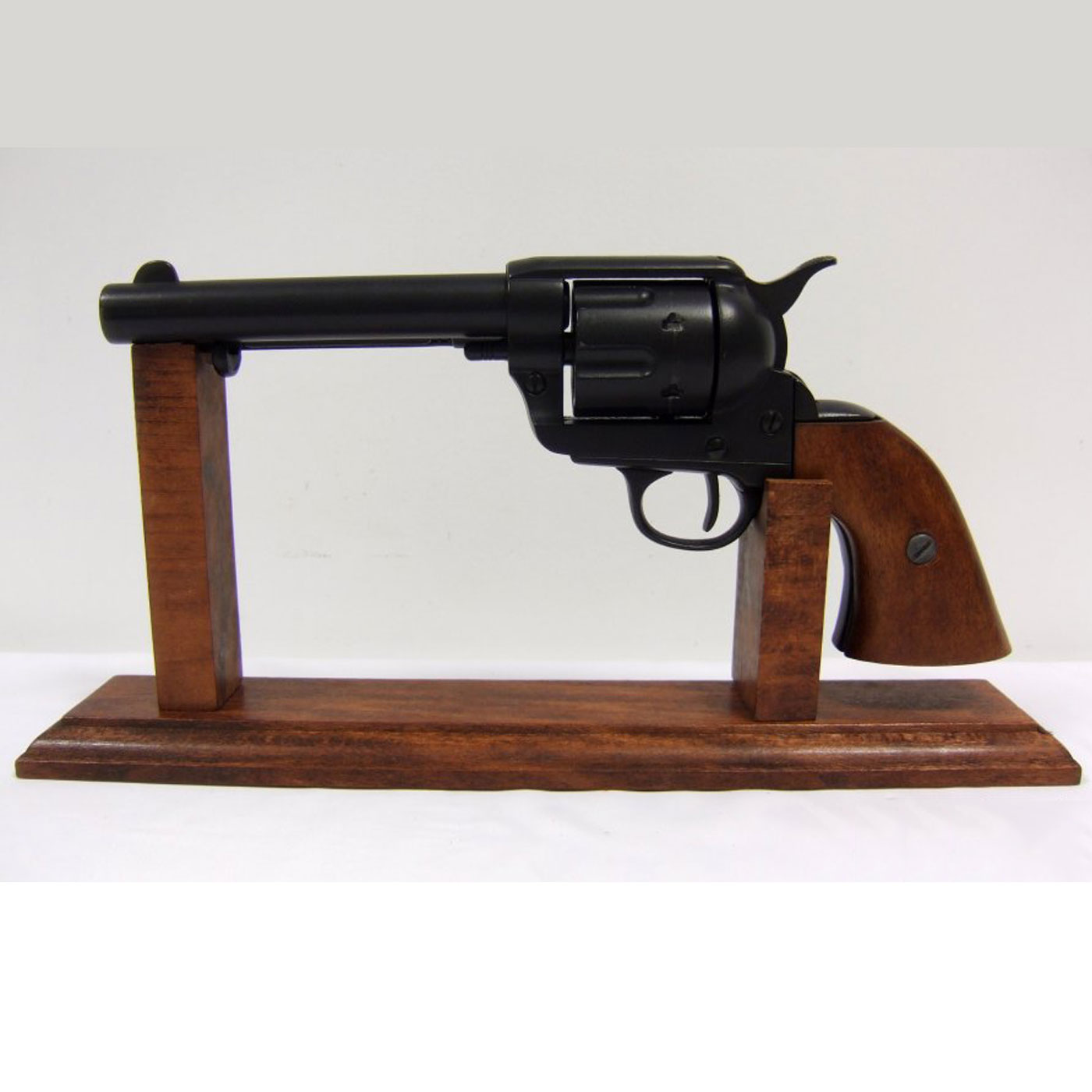 Revolver-cal.-45-Peacemaker-5½,-USA-1873.-Ref.-1106N.-DENIX.-(6)