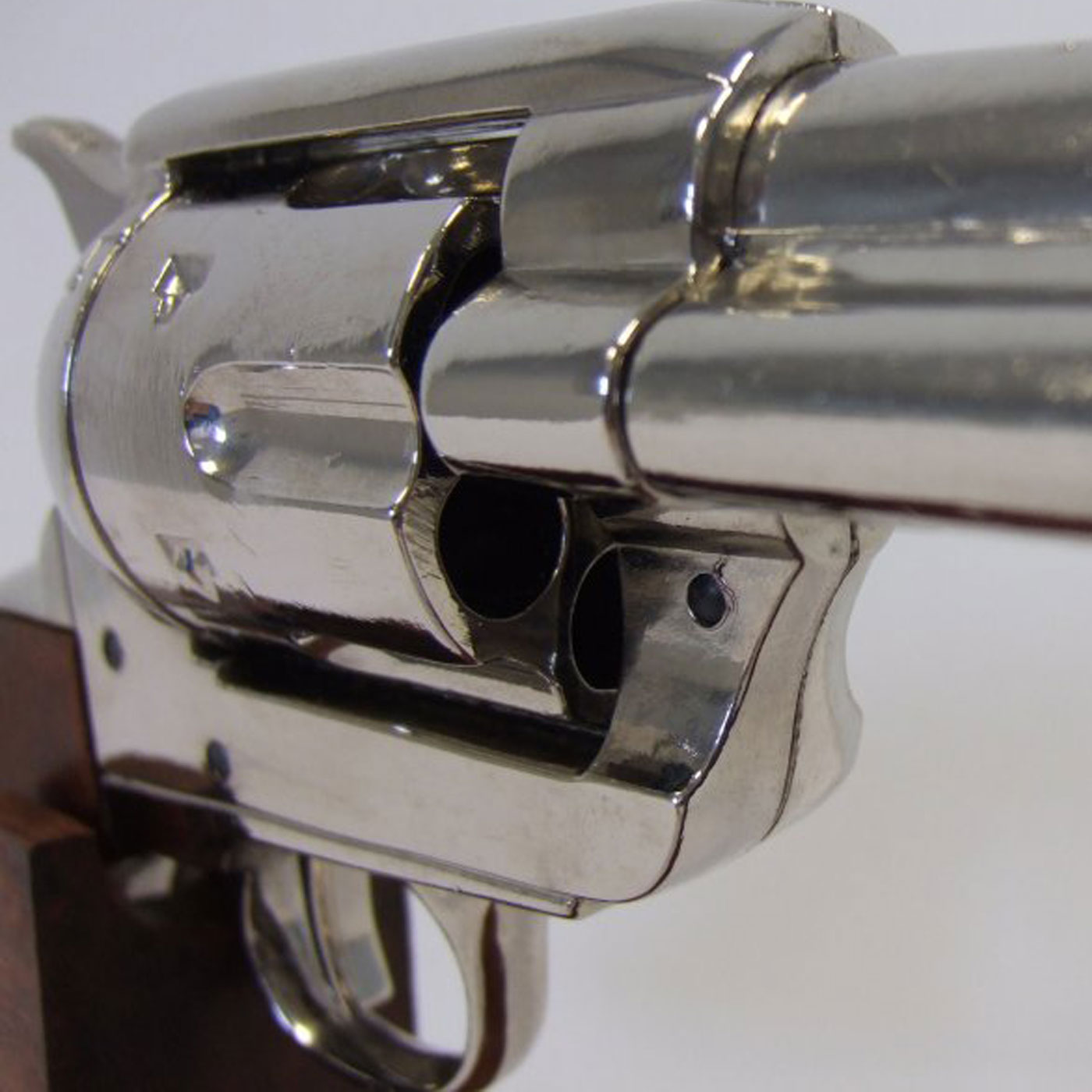 denix-revolver-cal-45-peacemaker-usa-1873-Ref.-1106NQ.-DENIX.-(8)